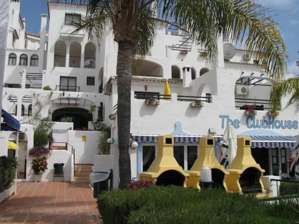 Pueblo Evita Apartment In Exclusive Holiday Complex Benalmadena Luaran gambar